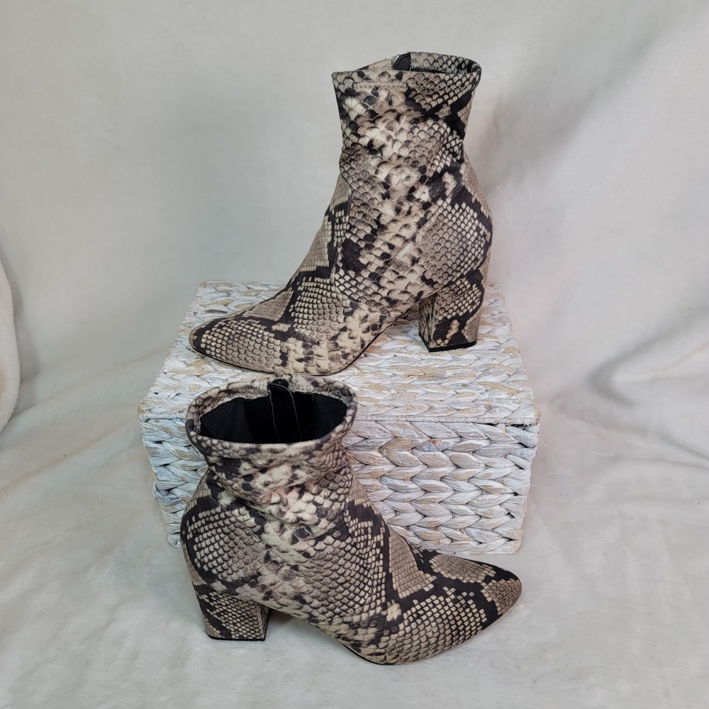 Steve Madden Elory Faux Snakeskin Bootie Heels Size 8.5 M Party Going Out Office